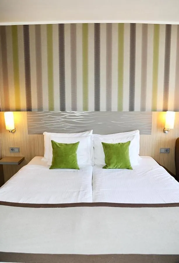 ****  מינכן Hotel New Orly גרמניה