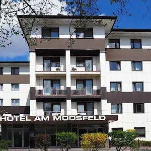 Am Moosfeld מלון